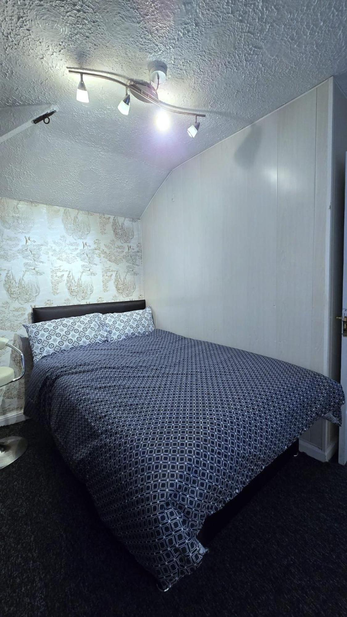Ritchie Guest House 威根 外观 照片